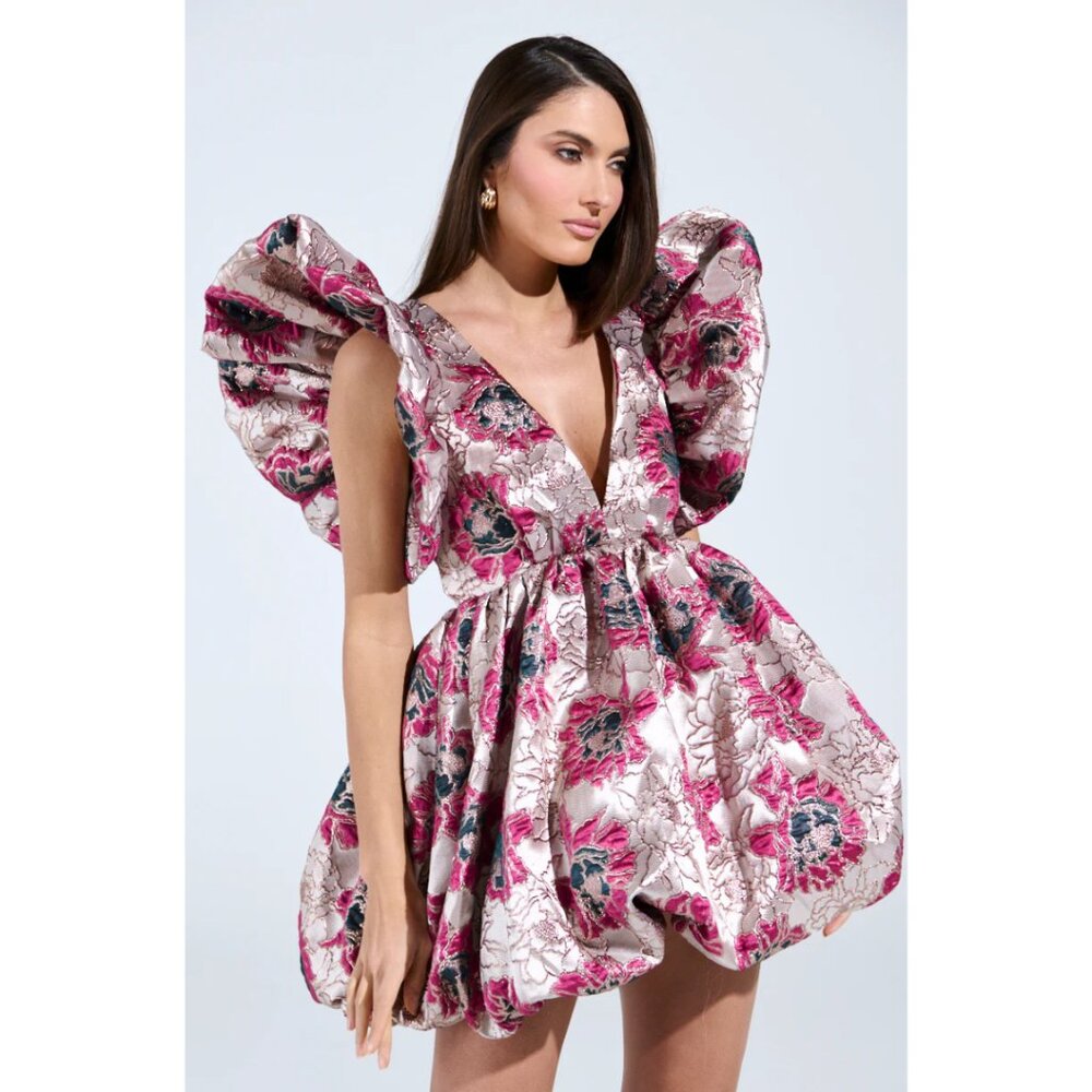 MAIN CHARACTER ENERGY BROCADE MINI DRESS IN SILVER - XL